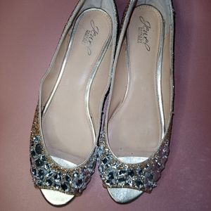 New jeweled Badgley Mischka open toe flats